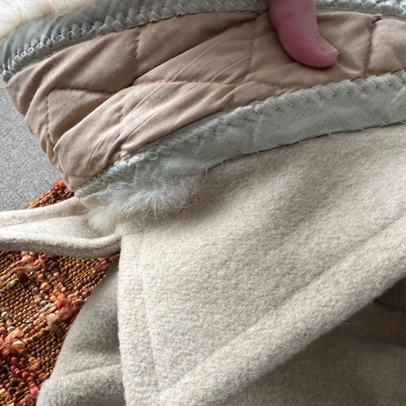 COPY - Vintage wool coat with fur trim - Picture 13 of 13